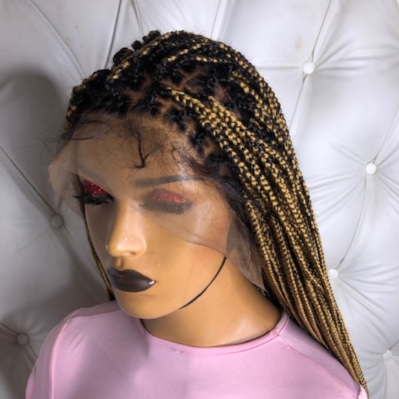 GORGEOUS ANNE ELISE CUSTOM WIG!! - Picture 6 of 7